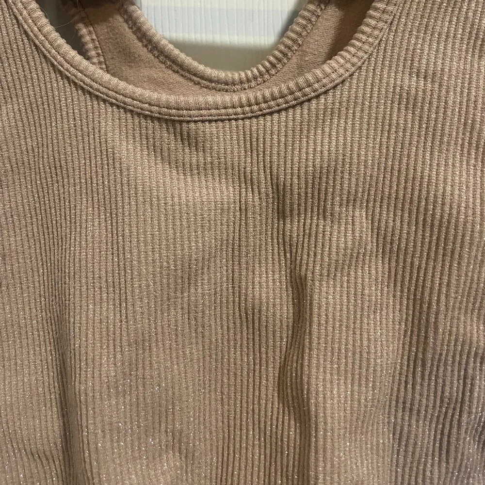 Spiritual Gangster Amor Crop Tank Gold - Picture 3 of 4